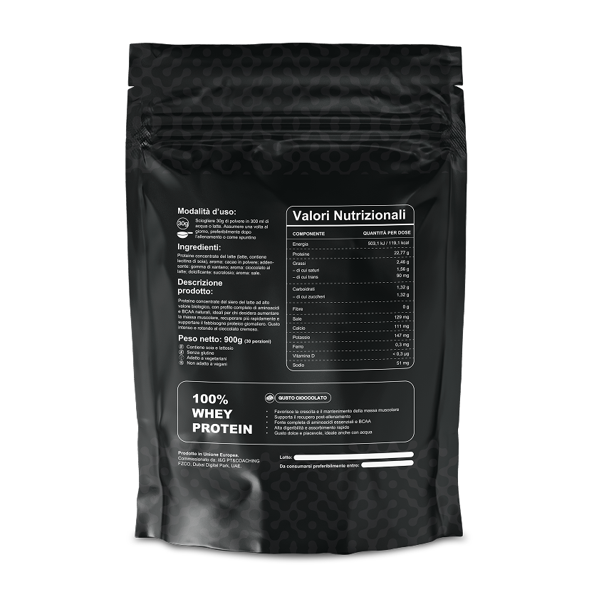 Retro busta integratore 100% Whey Proteine Cioccolato 900g per palestra e fitness. Dettagli etichetta: 22.77g proteine per dose, favorisce crescita massa muscolare e recupero post-allenamento, valori nutrizionali e ingredienti.